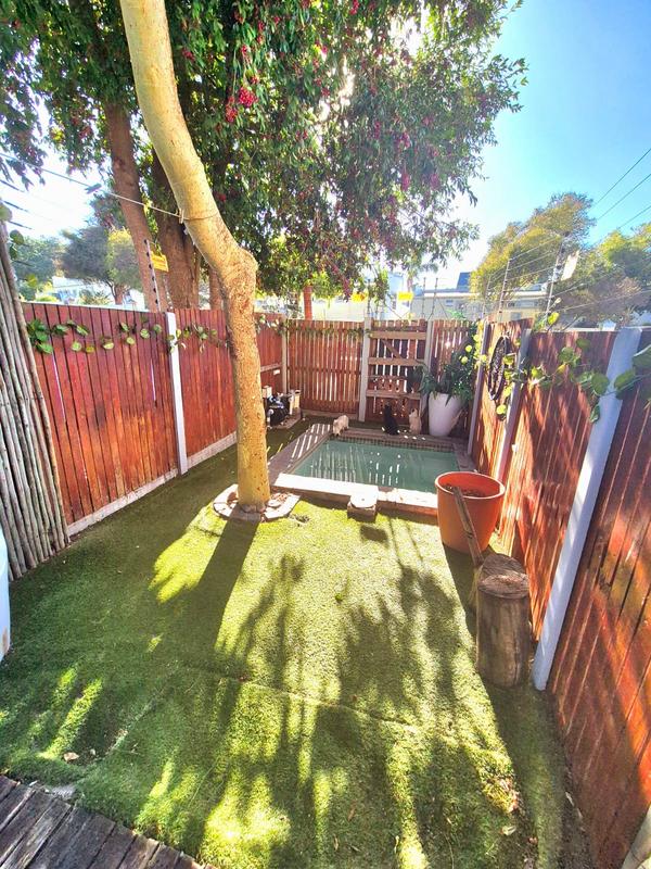 2 Bedroom Property for Sale in Durbanville Western Cape